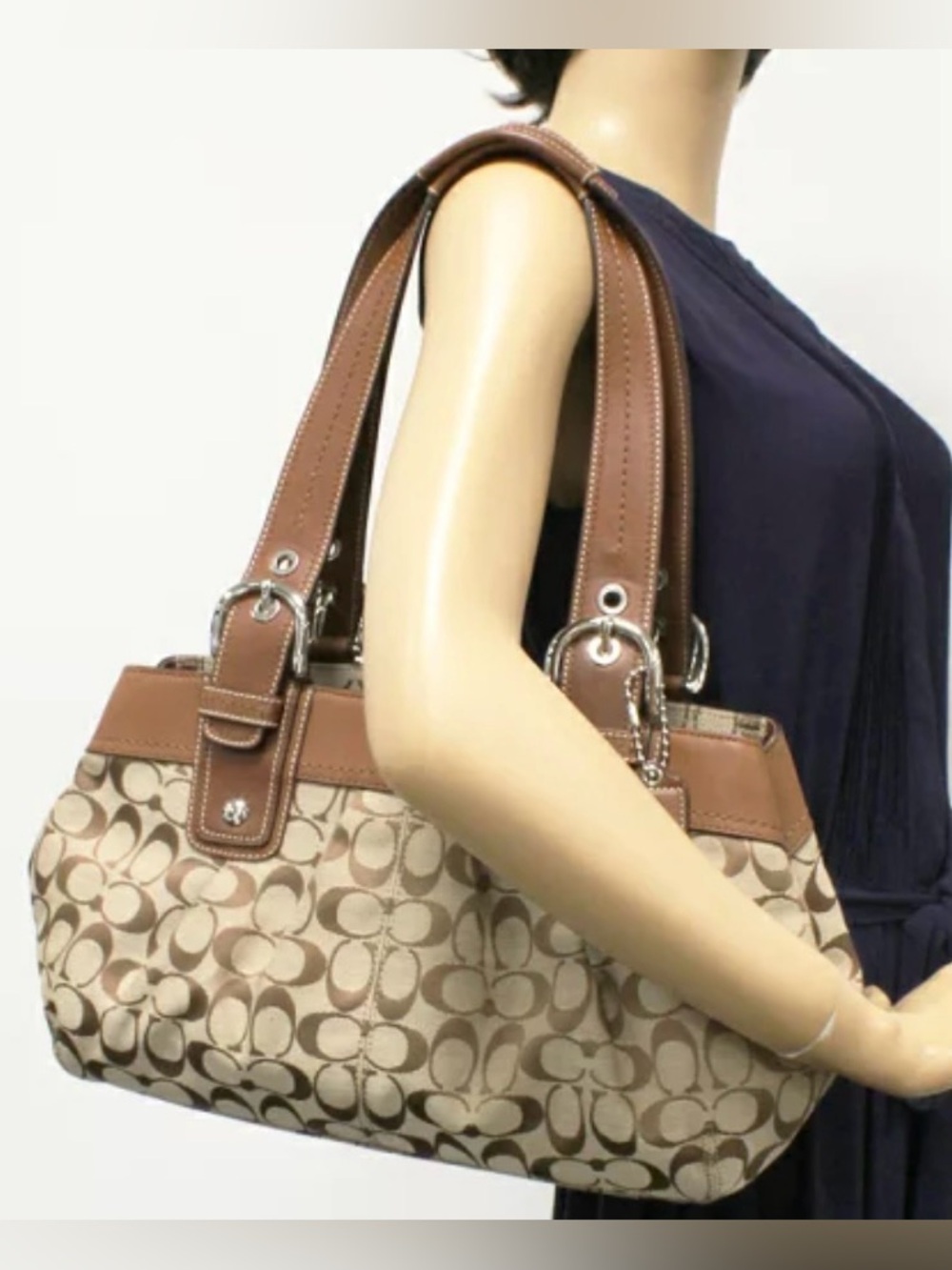 Coach Brown Soho Y2K
Signature C Canvas w/ Leather Trim
Tote Bag